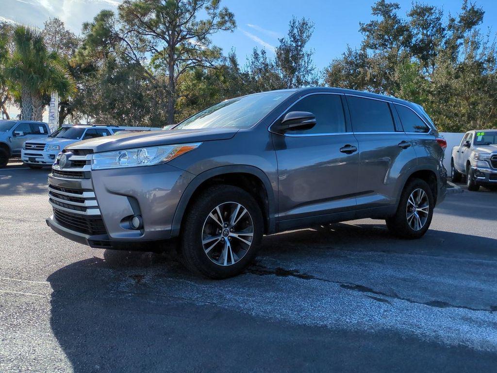 used 2019 Toyota Highlander car, priced at $17,985