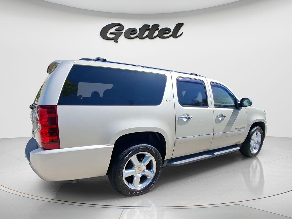 used 2013 Chevrolet Suburban car, priced at $11,500