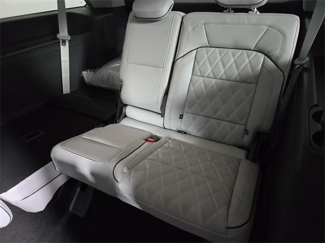 new 2026 Lincoln Navigator L car, priced at $132,525