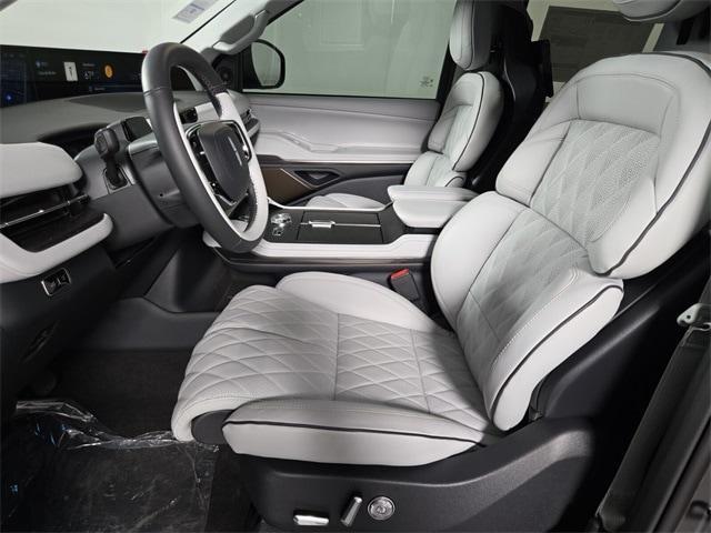 new 2026 Lincoln Navigator L car, priced at $132,525