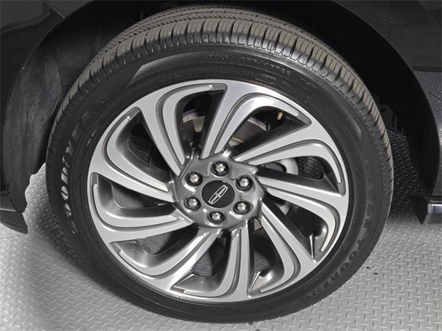 used 2024 Lincoln Navigator car, priced at $54,189