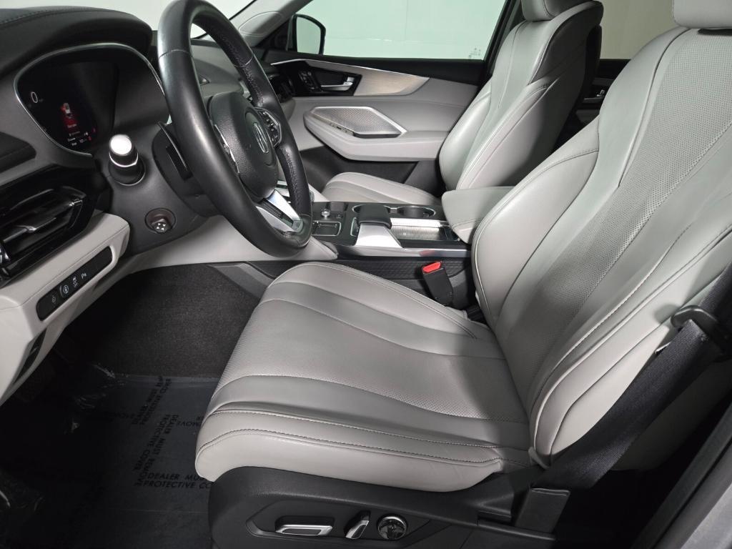 used 2023 Acura MDX car, priced at $34,919