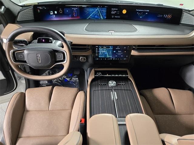 new 2026 Lincoln Navigator L car, priced at $127,880