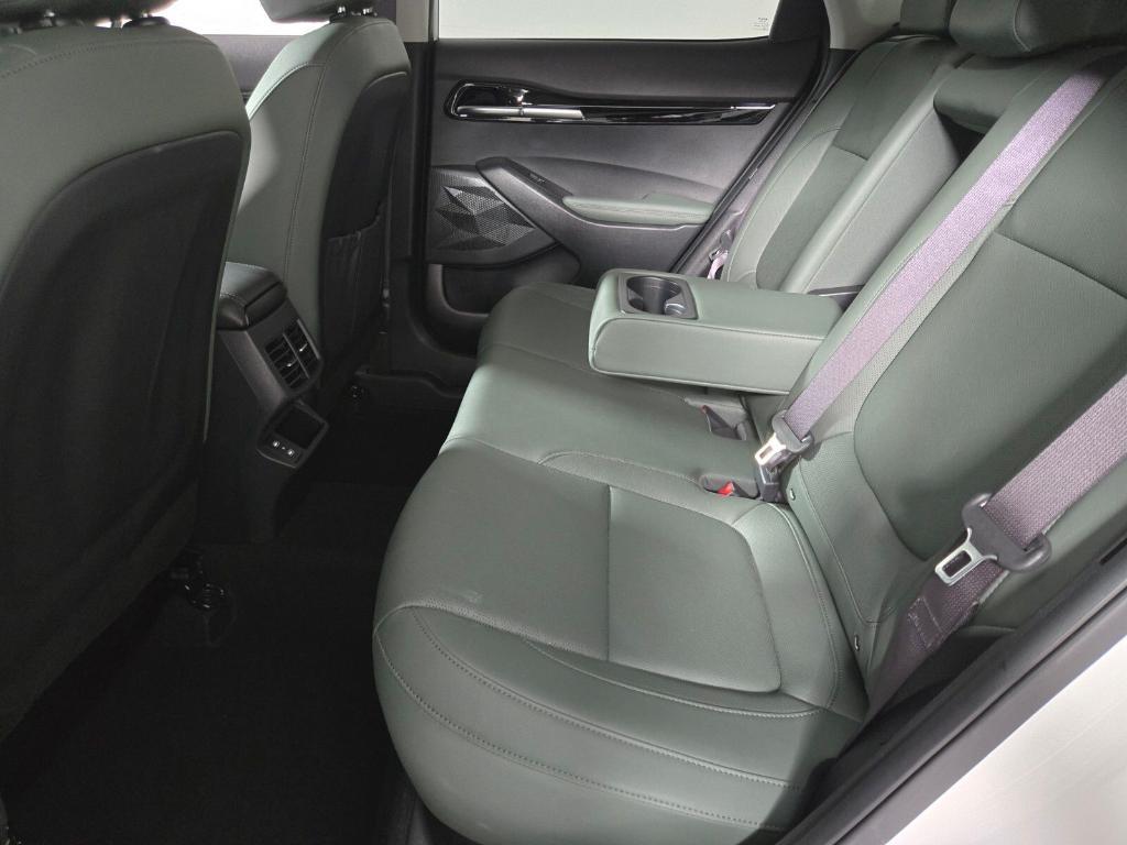 used 2024 Kia Seltos car, priced at $25,252