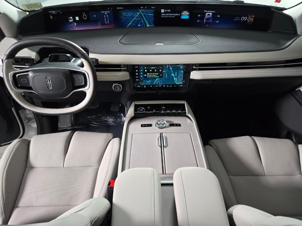 new 2026 Lincoln Navigator car, priced at $97,357