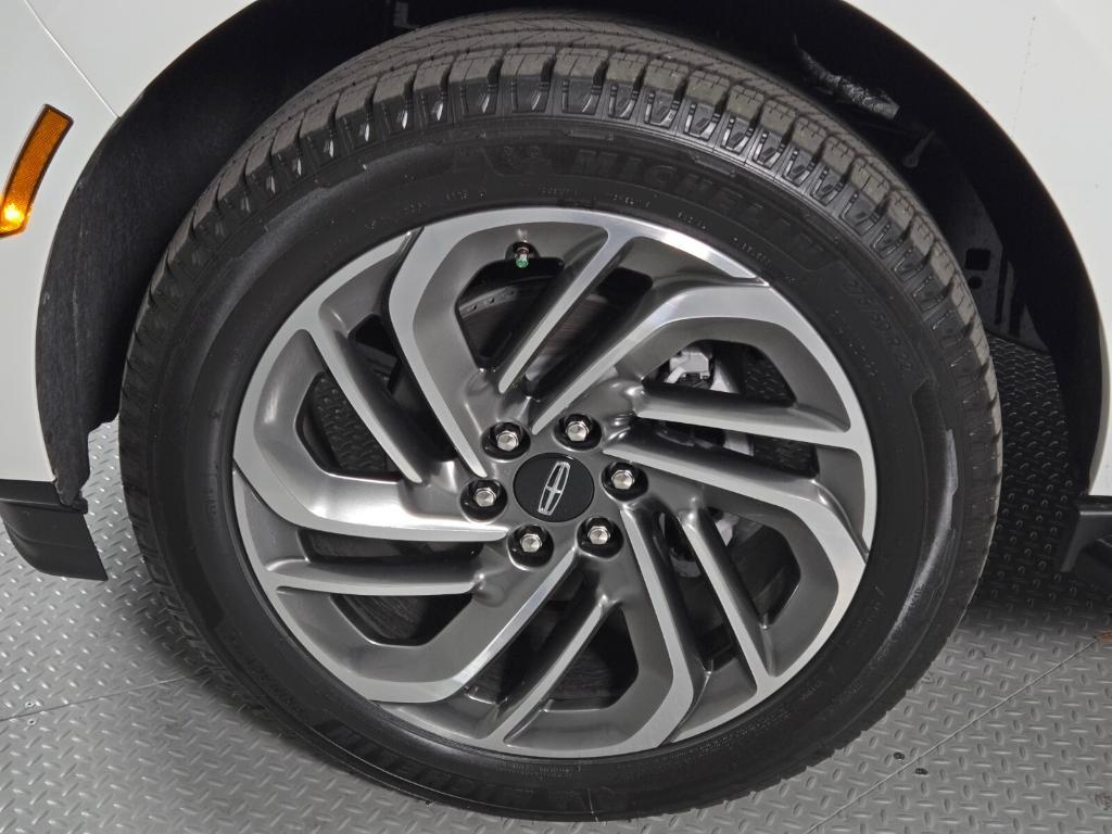 new 2026 Lincoln Navigator car, priced at $97,357