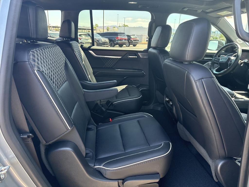 used 2024 GMC Acadia car, priced at $47,606