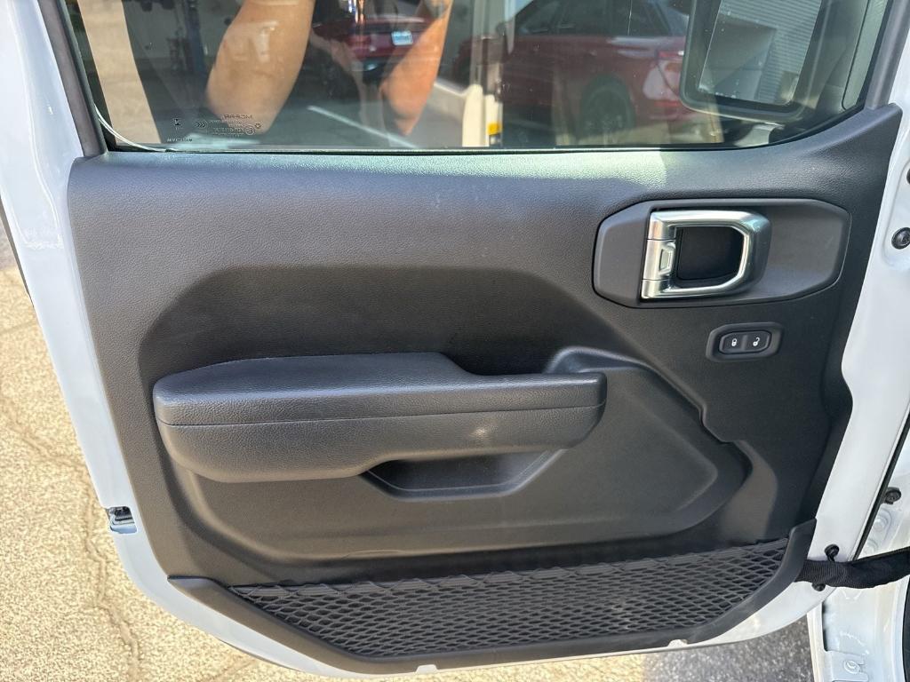 used 2025 Jeep Wrangler car, priced at $32,589