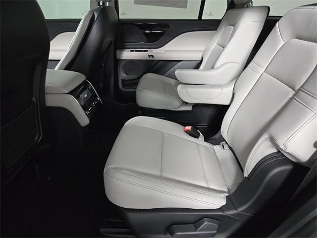 new 2026 Lincoln Aviator car, priced at $62,226