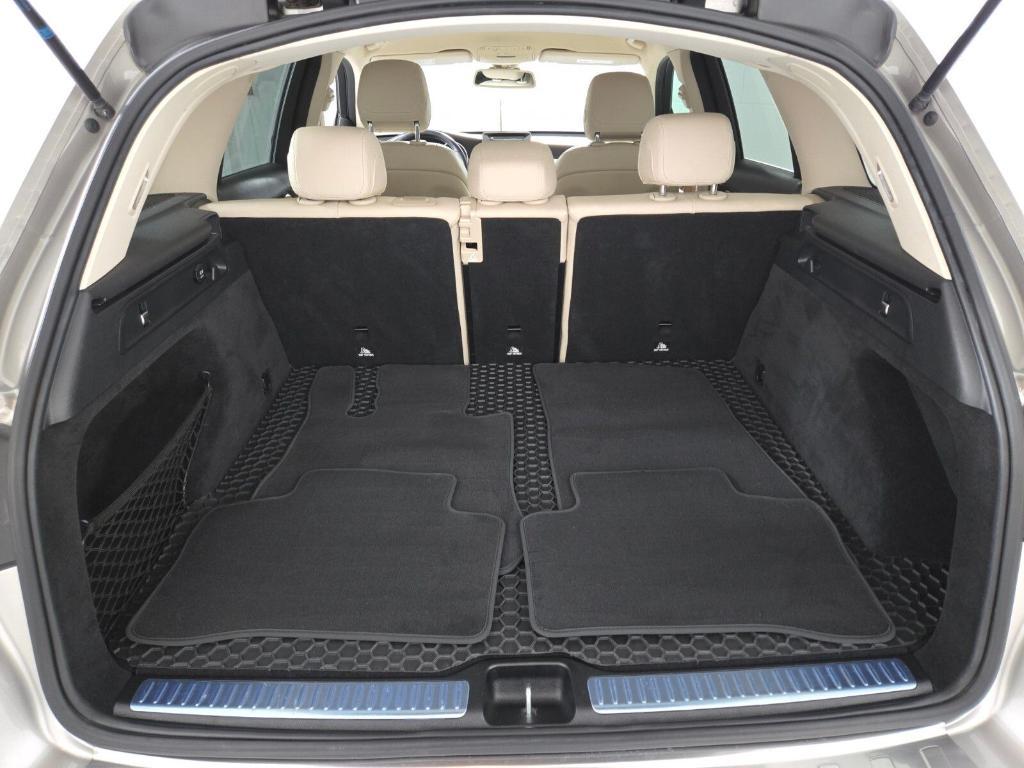 used 2019 Mercedes-Benz GLC 300 car, priced at $18,078