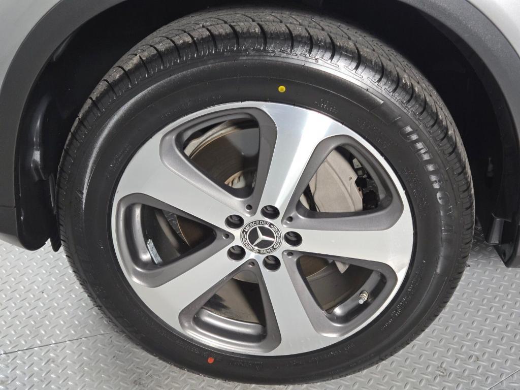 used 2019 Mercedes-Benz GLC 300 car, priced at $18,078