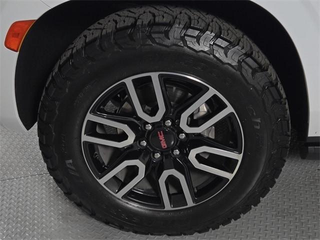 used 2023 GMC Yukon car, priced at $62,773