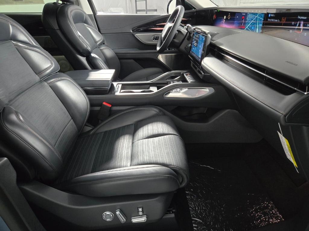 new 2026 Lincoln Nautilus car, priced at $75,259