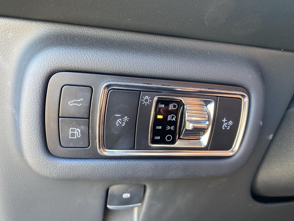 used 2024 Lincoln Nautilus car, priced at $48,812