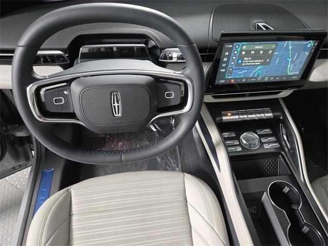 new 2026 Lincoln Nautilus car, priced at $70,532