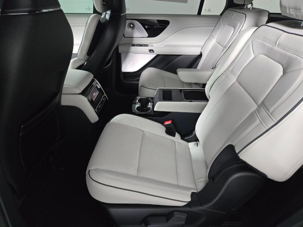 new 2026 Lincoln Aviator car, priced at $84,771
