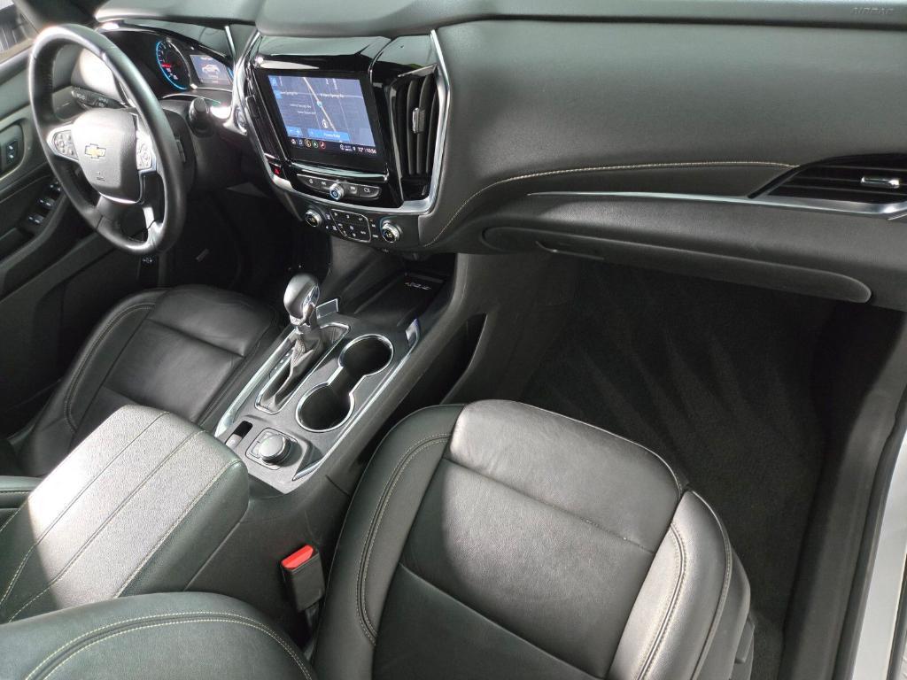 used 2022 Chevrolet Traverse car, priced at $24,488