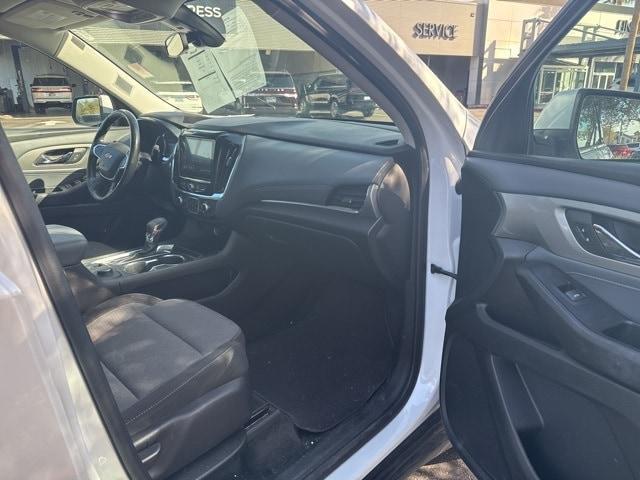 used 2021 Chevrolet Traverse car, priced at $20,680