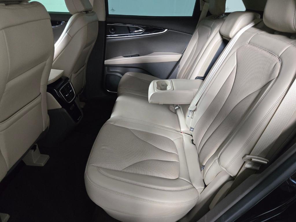 used 2022 Lincoln Nautilus car, priced at $35,456