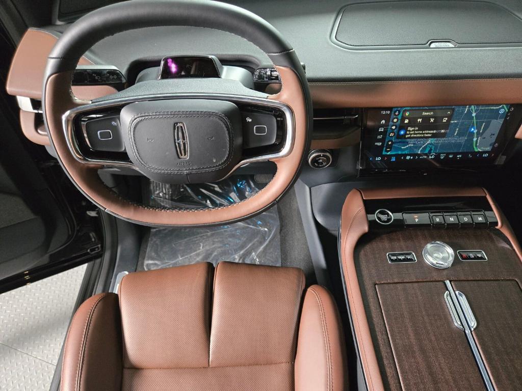 new 2026 Lincoln Navigator car, priced at $100,694