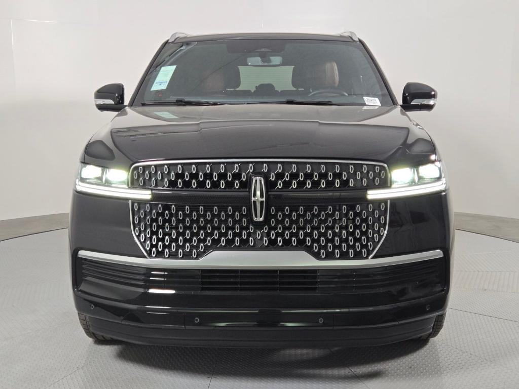 new 2026 Lincoln Navigator car, priced at $100,694