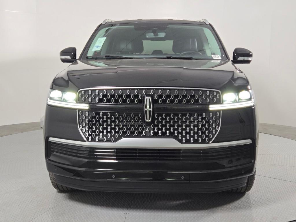 new 2026 Lincoln Navigator car, priced at $90,786