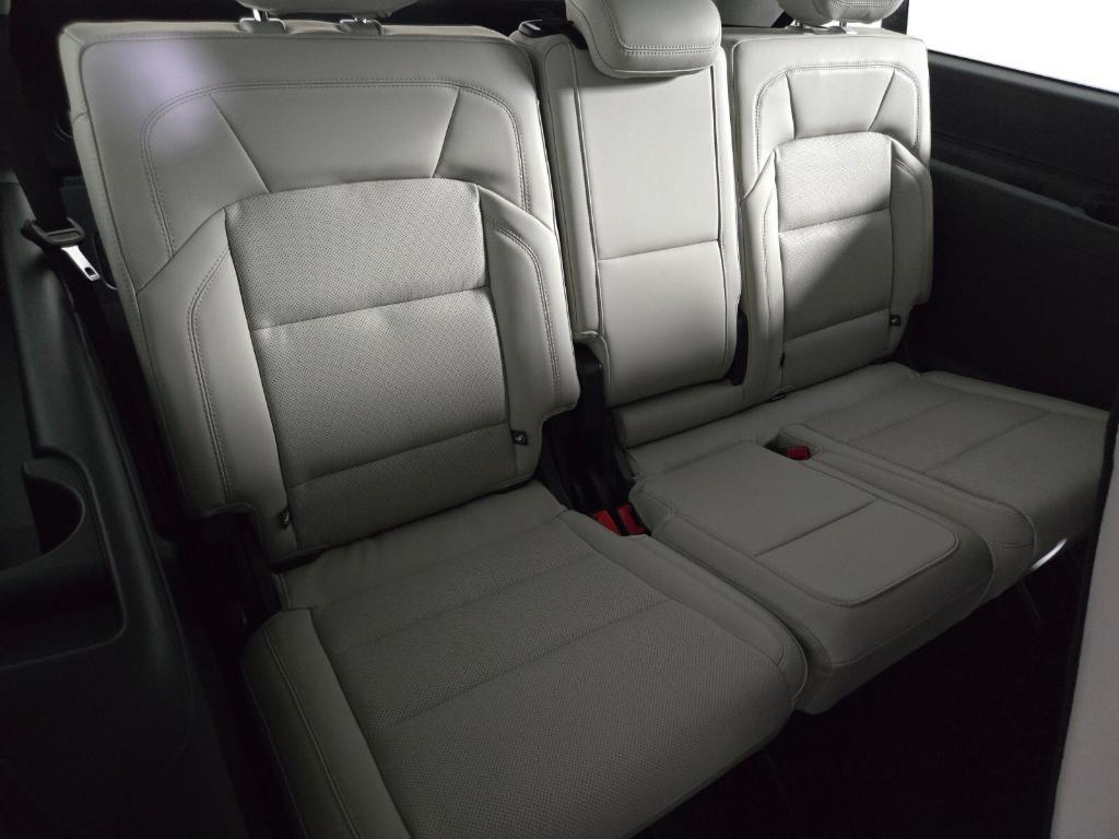 new 2026 Lincoln Navigator L car, priced at $109,860