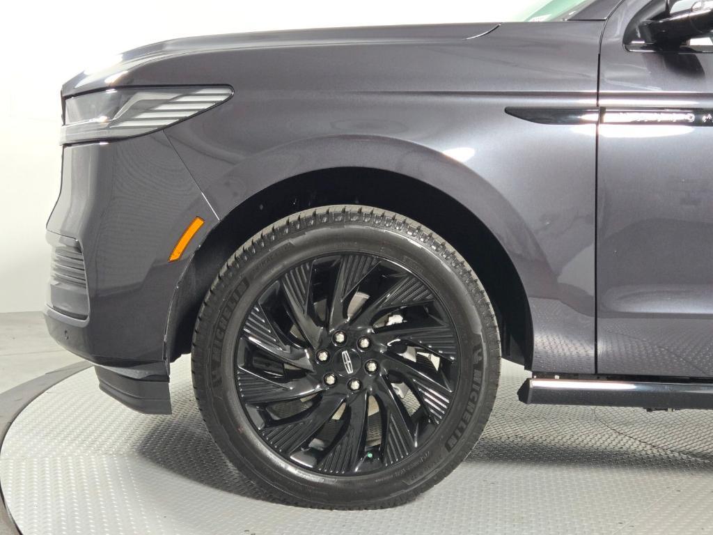 new 2026 Lincoln Navigator L car, priced at $109,860