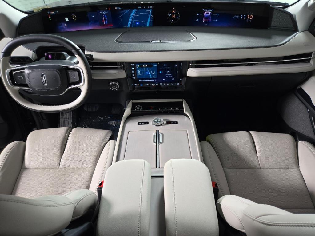 new 2026 Lincoln Navigator L car, priced at $109,860