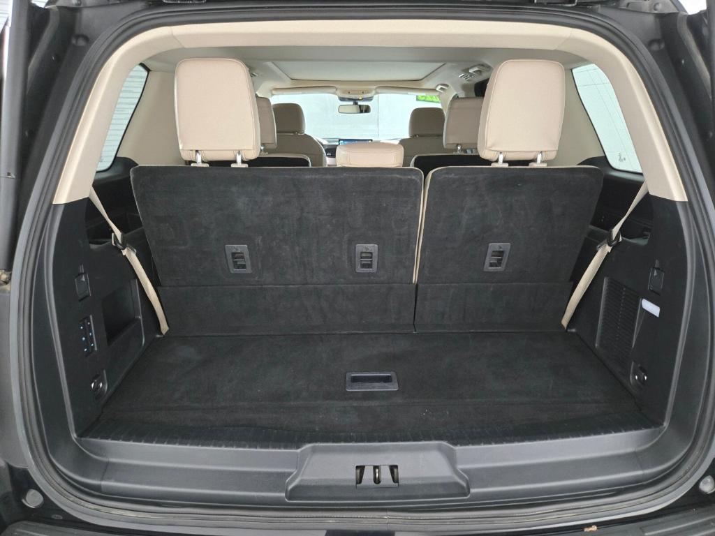 used 2023 Ford Expedition car, priced at $40,096