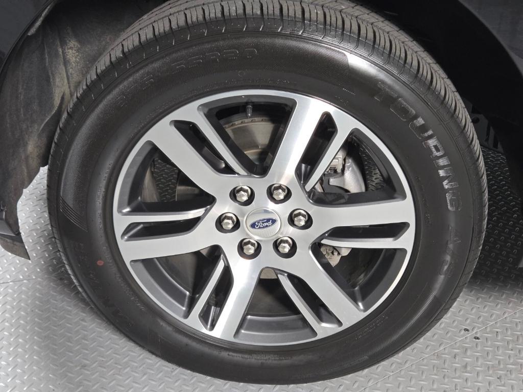 used 2023 Ford Expedition car, priced at $40,096