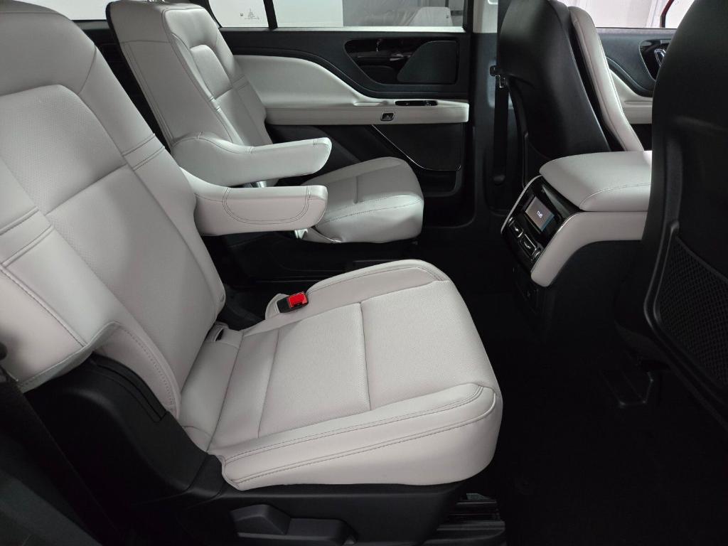 new 2026 Lincoln Aviator car, priced at $60,863