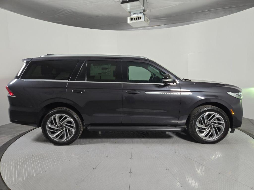 new 2026 Lincoln Navigator car, priced at $93,727