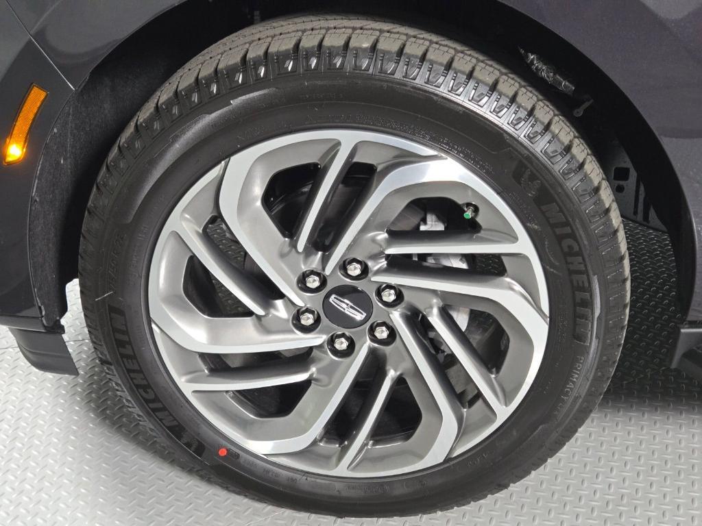 new 2026 Lincoln Navigator car, priced at $93,727