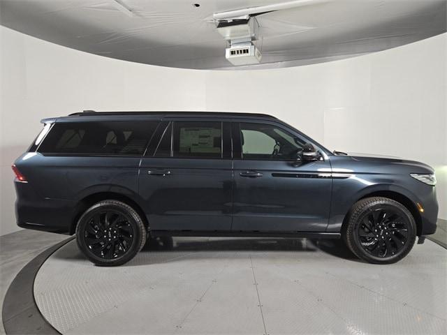 new 2026 Lincoln Navigator L car, priced at $111,464