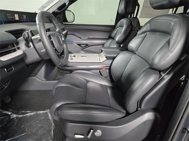 new 2026 Lincoln Navigator L car, priced at $111,464