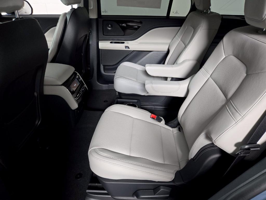 new 2026 Lincoln Aviator car, priced at $67,444