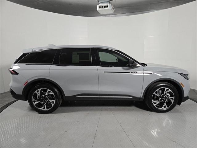 new 2026 Lincoln Nautilus car, priced at $56,668