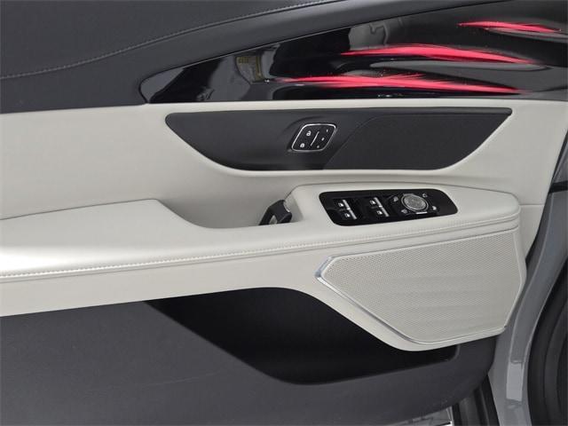 new 2026 Lincoln Nautilus car, priced at $56,668