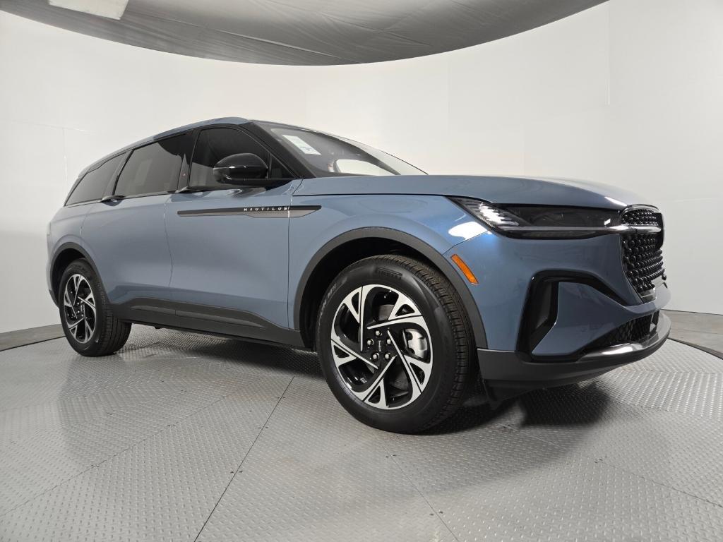 new 2026 Lincoln Nautilus car, priced at $61,485