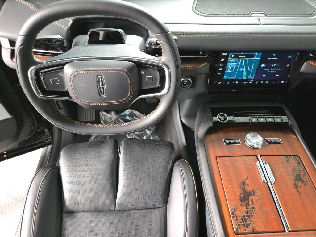 new 2026 Lincoln Navigator car, priced at $130,749