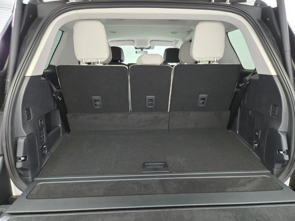 new 2026 Lincoln Navigator car, priced at $96,790