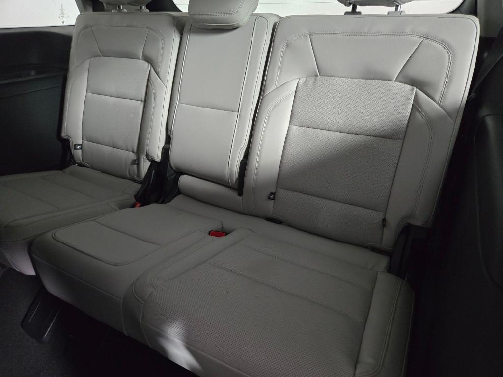 new 2026 Lincoln Navigator car, priced at $96,790