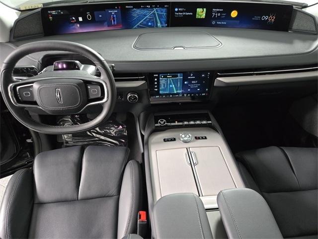 new 2025 Lincoln Navigator L car, priced at $106,175