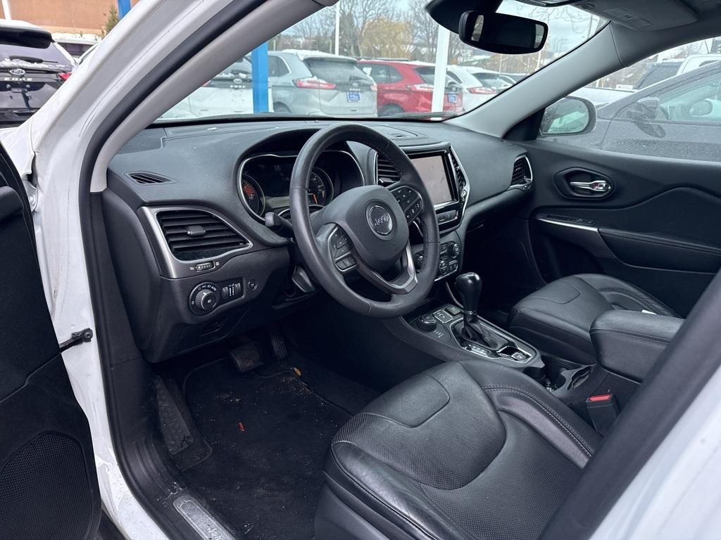 used 2021 Jeep Cherokee car, priced at $22,988