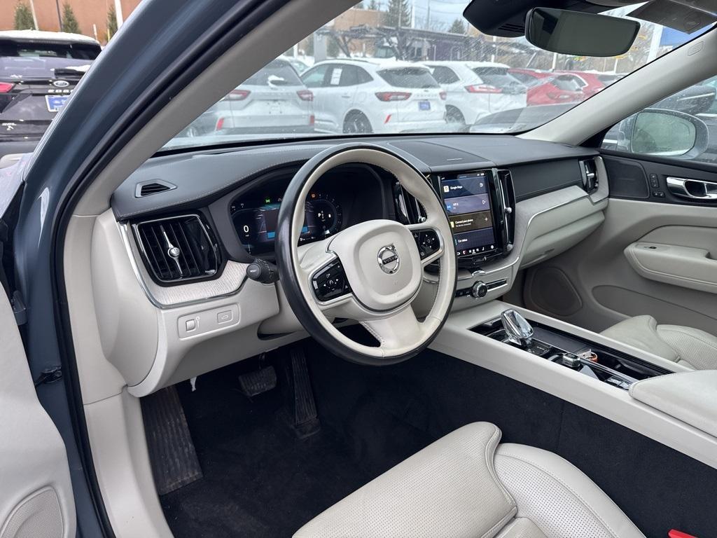 used 2022 Volvo XC60 car, priced at $30,651