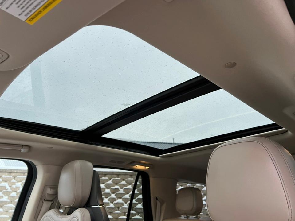 used 2024 Lincoln Navigator L car, priced at $66,274