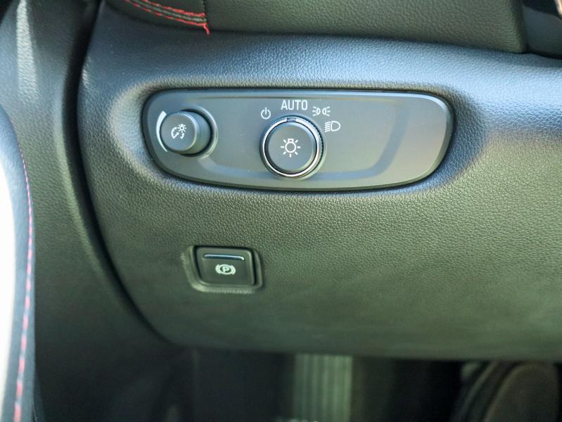 used 2021 Chevrolet Blazer car, priced at $26,880