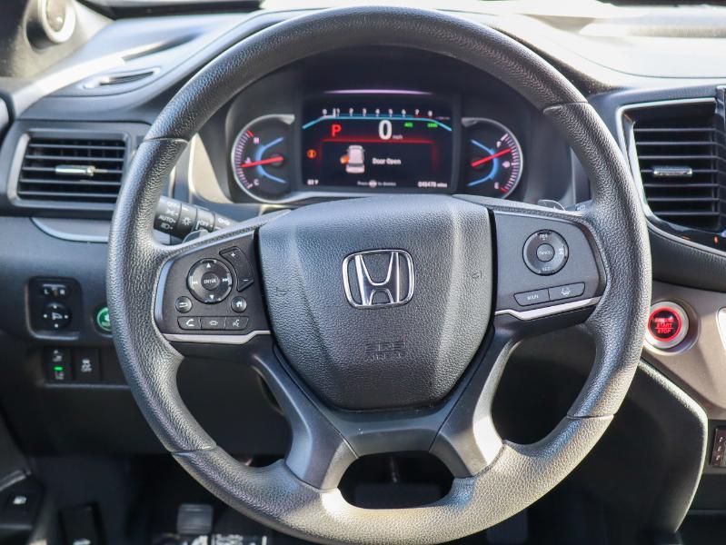 used 2022 Honda Pilot car, priced at $25,880