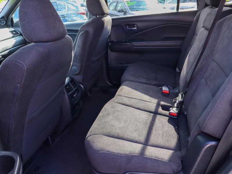 used 2022 Honda Pilot car, priced at $25,880